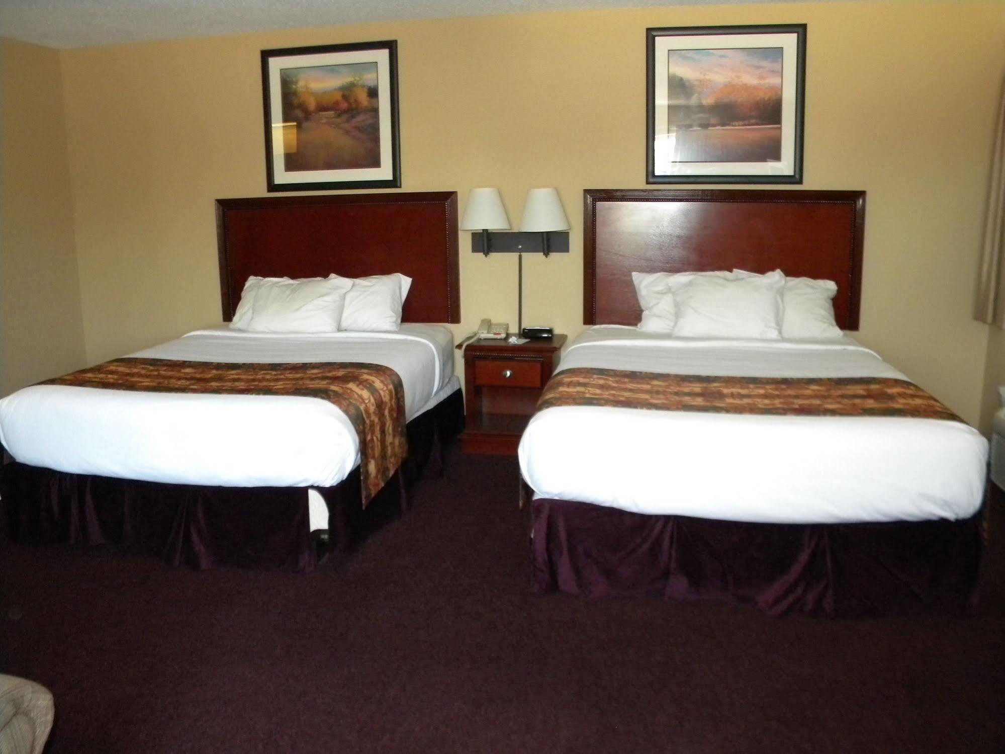 Pocahontas Inn & Suites 外观 照片
